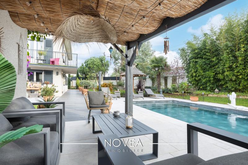 Maison - 185 m² - 5 pièces