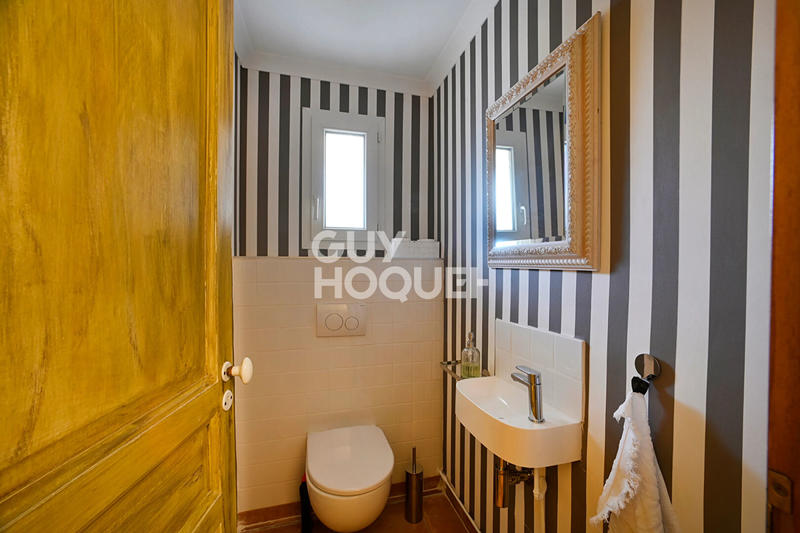 Maison - 147 m² - 6 pièces