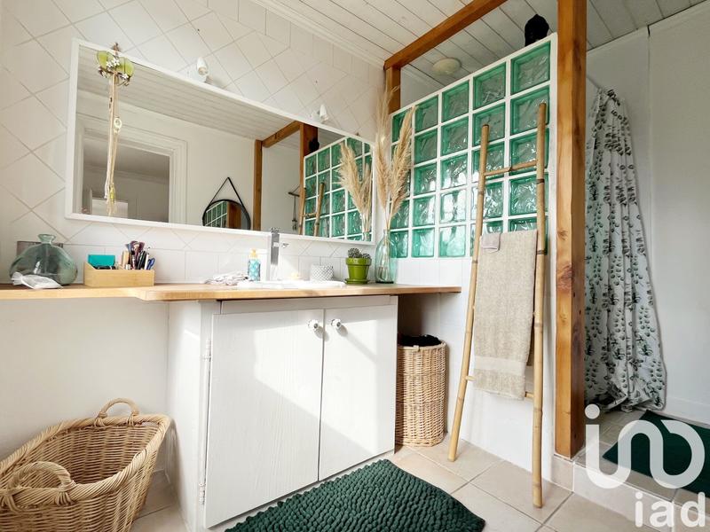 Maison - 252 m² - 7 pièces