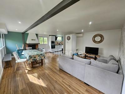 Maison - 97 m² - 5 pièces