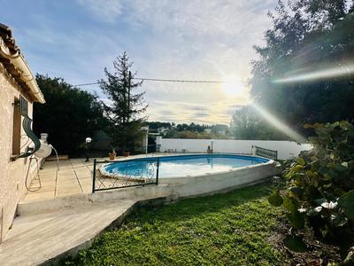 Propriété - 114 m² - 5 pièces