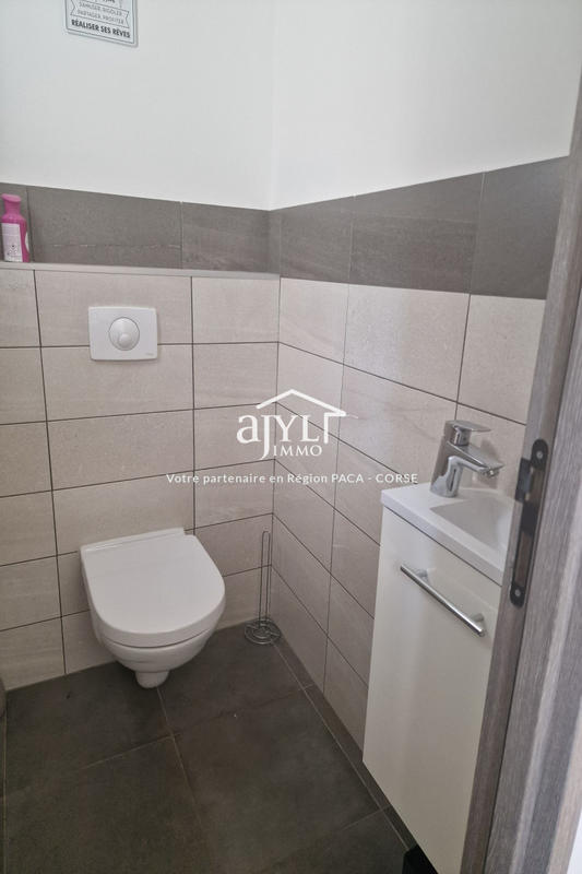 Maison - 74 m² - 3 pièces