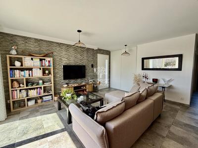 Maison - 80 m² - 6 pièces