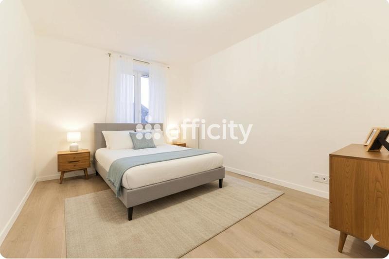 Maison - 117 m² - 6 pièces