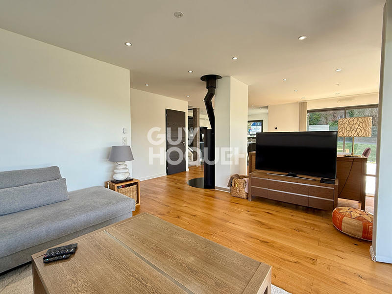 Maison - 144 m² - 5 pièces