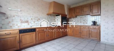 Maison - 90 m² - 4 pièces