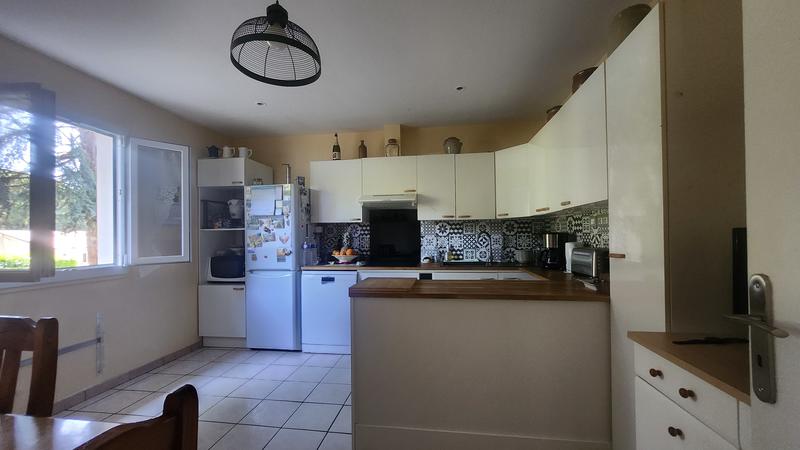 Maison - 98 m² - 5 pièces