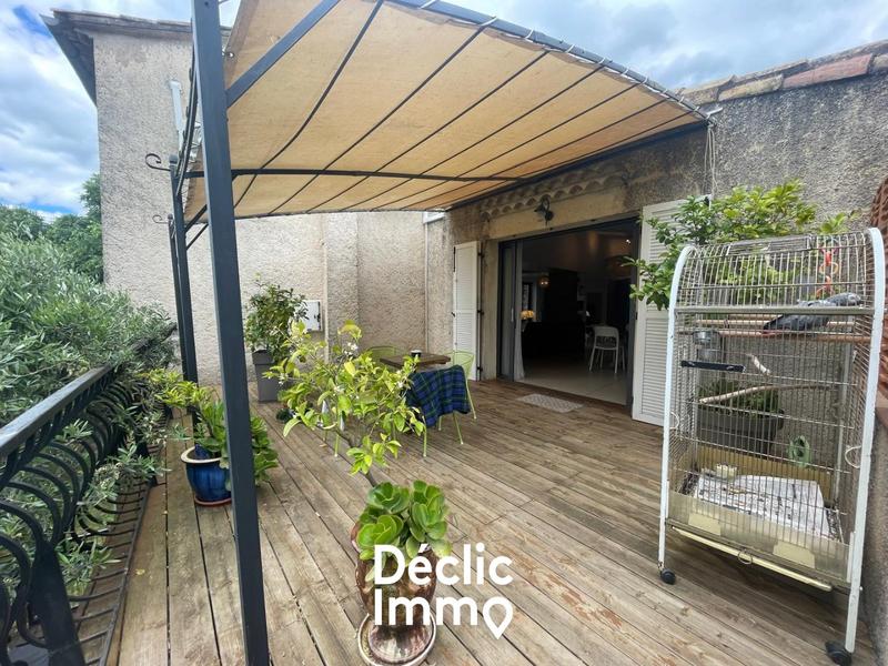 Maison - 232 m² - 7 pièces