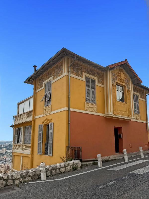 Appartement - 86 m² - 4 pièces