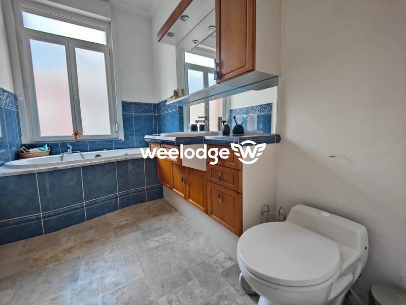 Maison - 166 m² - 5 pièces