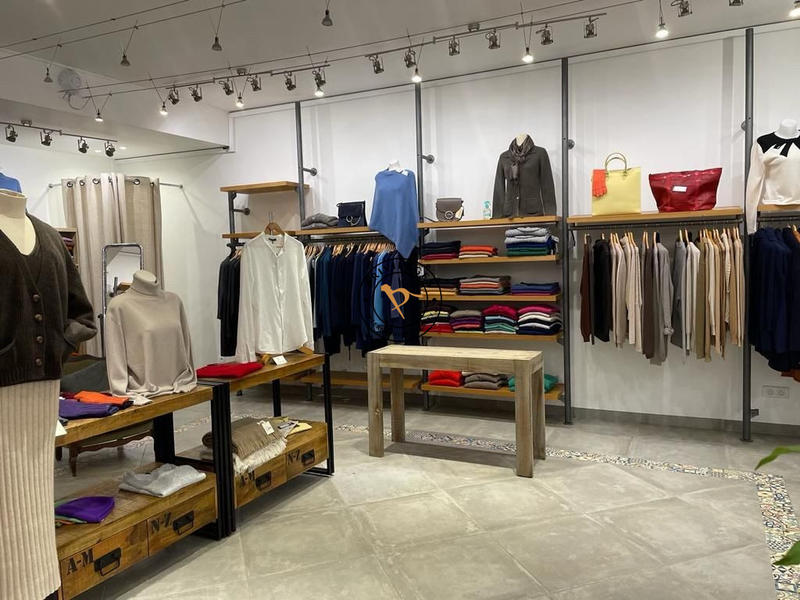 Appartement - 83 m² - 2 pièces