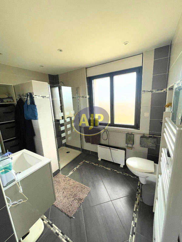 Maison - 155 m² - 7 pièces