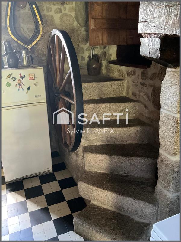 Maison - 80 m² - 4 pièces