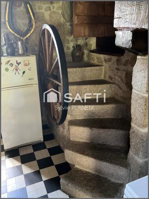 Maison - 80 m² - 4 pièces