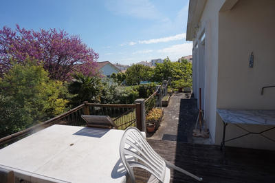 Maison - 122 m² - 4 pièces