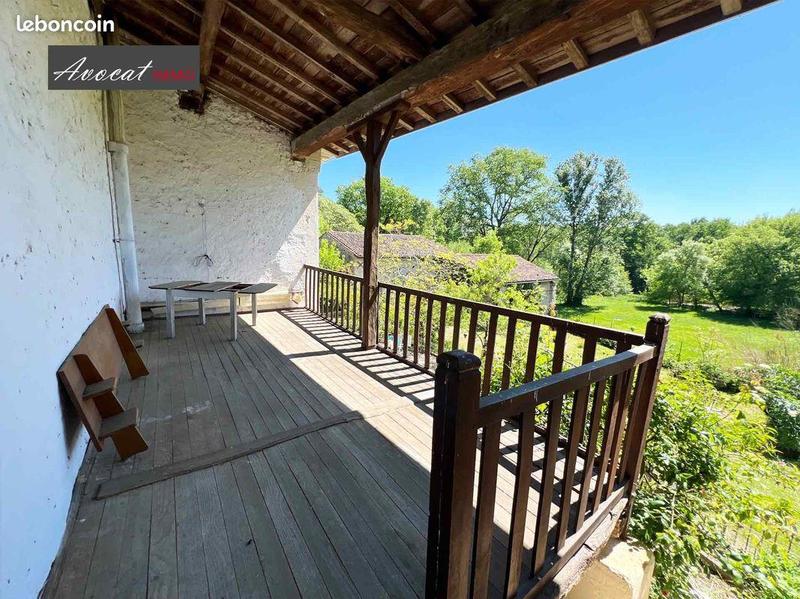 Immeuble - 200 m² - 5 pièces