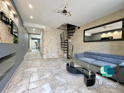 Maison ancienne - 87 m² - 5 pièces