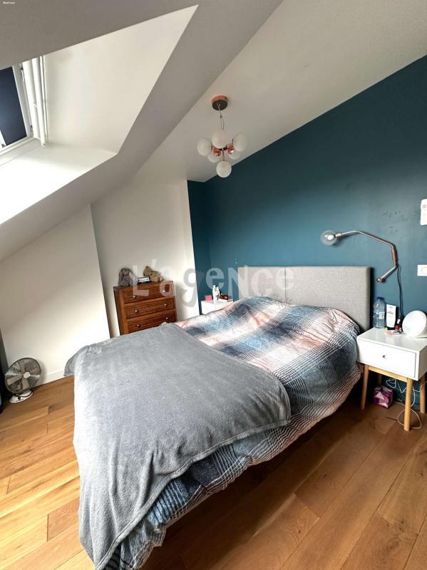 Maison - 190 m² - 8 pièces