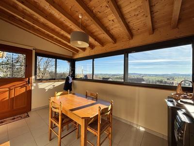 Maison - 105 m² - 4 pièces