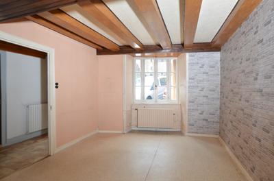 Maison - 104 m² - 5 pièces