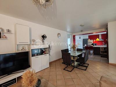 Pavillon - 120 m² - 6 pièces