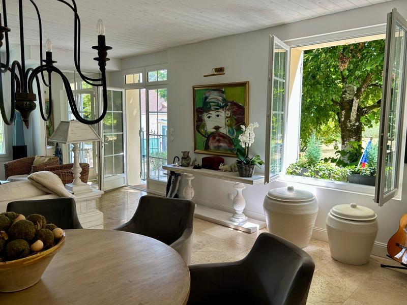 Maison traditionnelle - 170 m² - 4 pièces