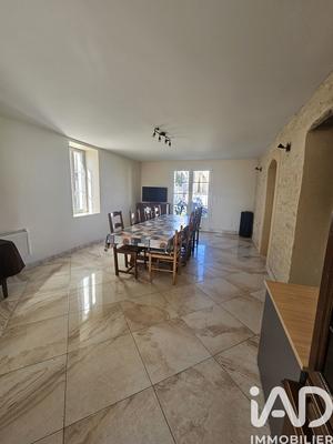 Maison - 350 m² - 12 pièces