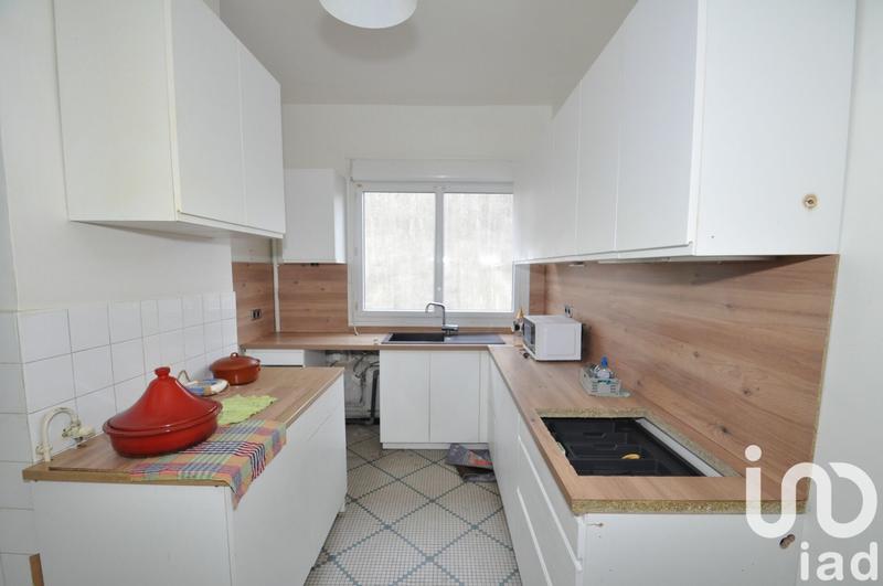 Maison - 220 m² - 8 pièces