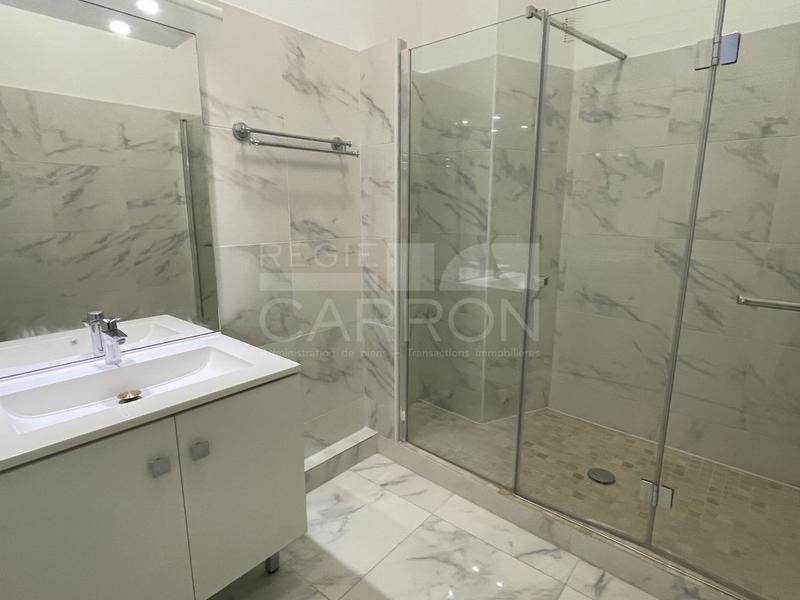 Appartement - 117 m² - 3 pièces