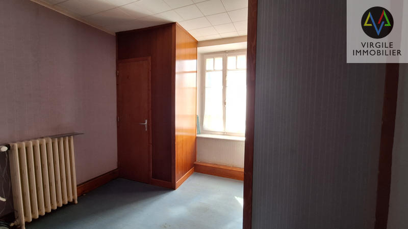 Maison - 477 m² - 18 pièces