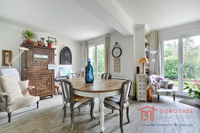 Maison - 175 m² - 7 pièces