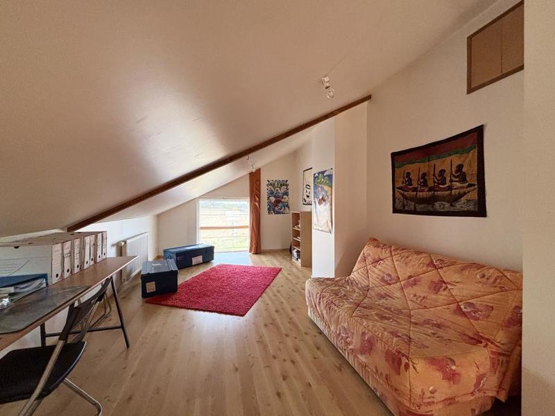 Maison - 222 m² - 5 pièces