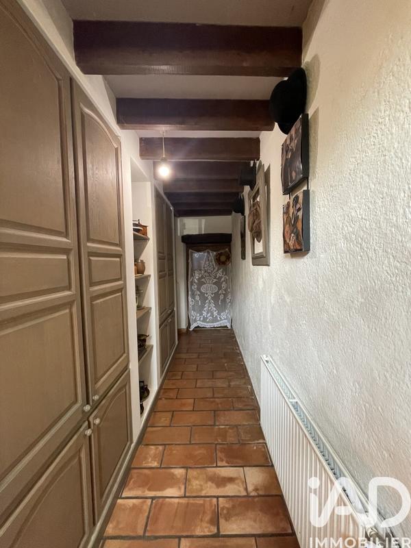 Maison - 230 m² - 6 pièces