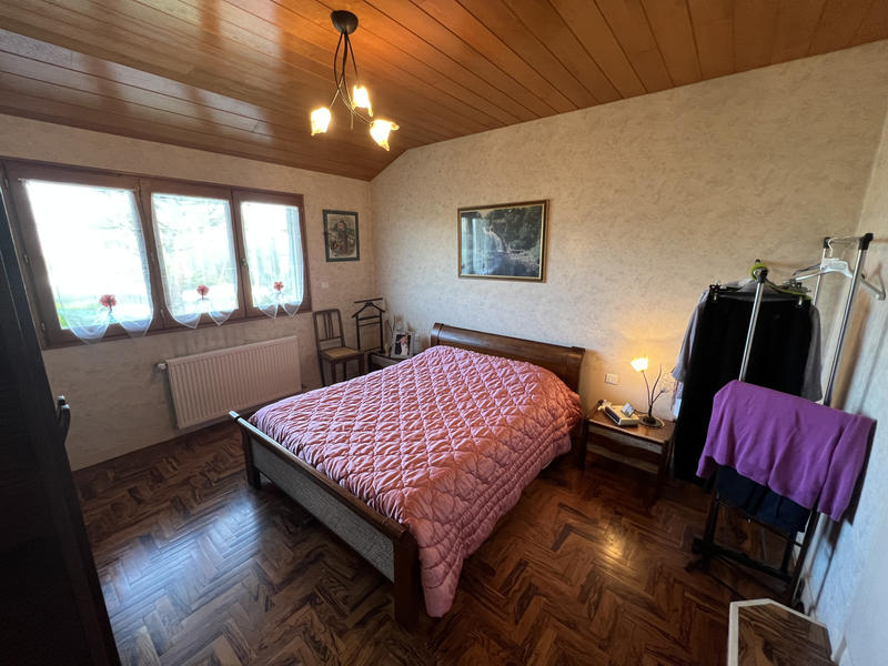 Maison - 287 m² - 10 pièces