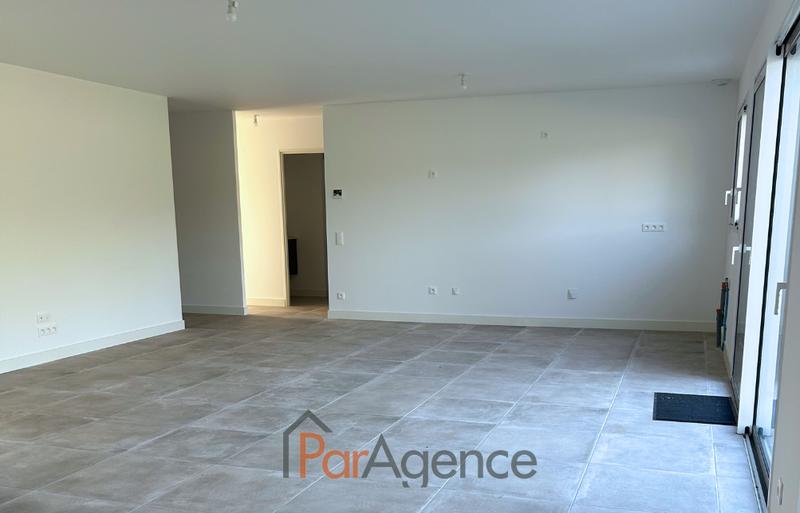 Maison - 122 m² - 4 pièces