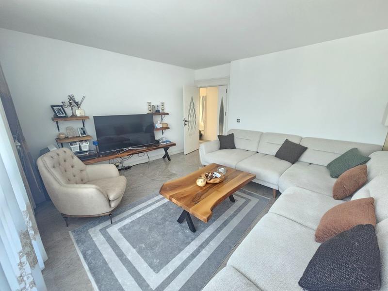 Appartement - 75 m² - 4 pièces