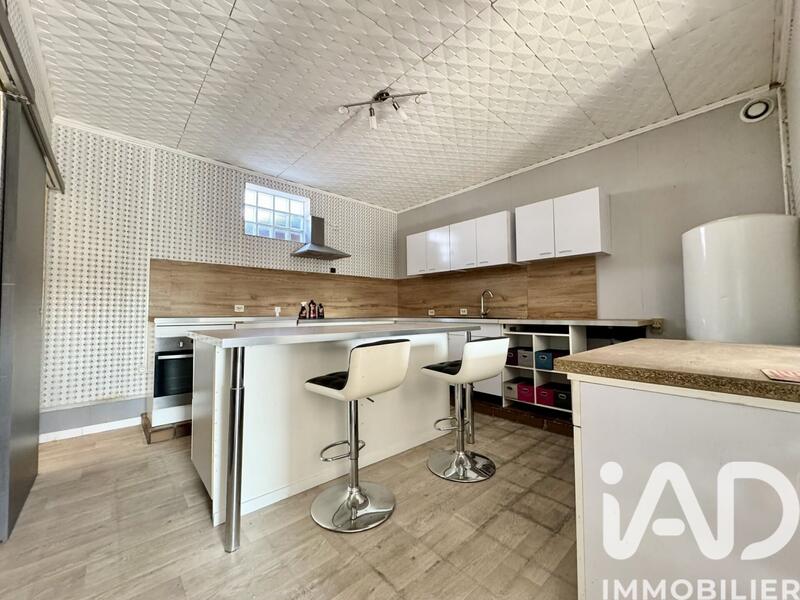 Maison - 87 m² - 5 pièces