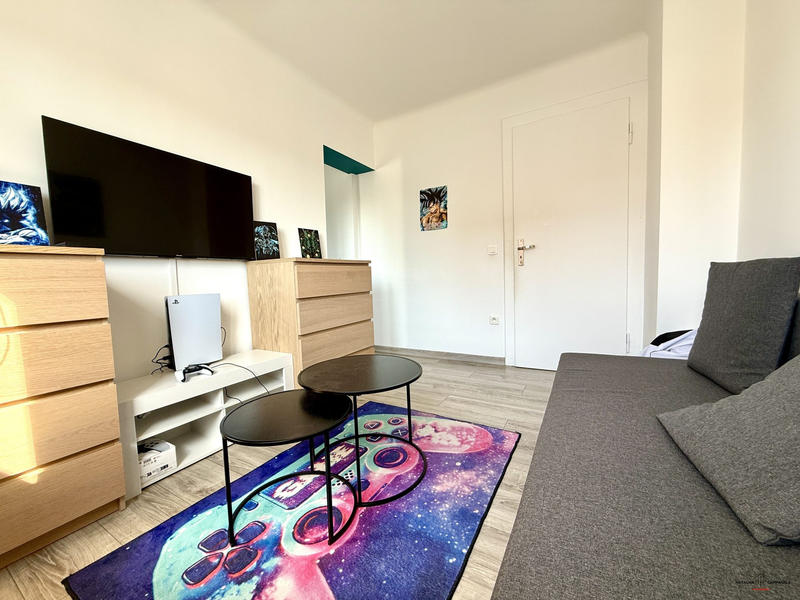 Maison - 99 m² - 5 pièces