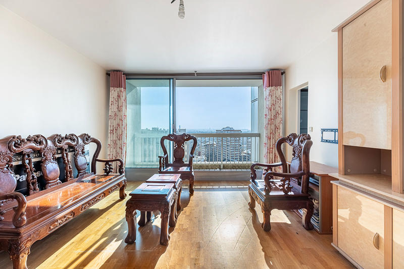 Appartement - 85 m² - 4 pièces