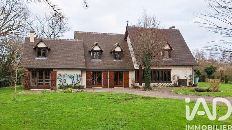 Maison - 186 m² - 8 pièces
