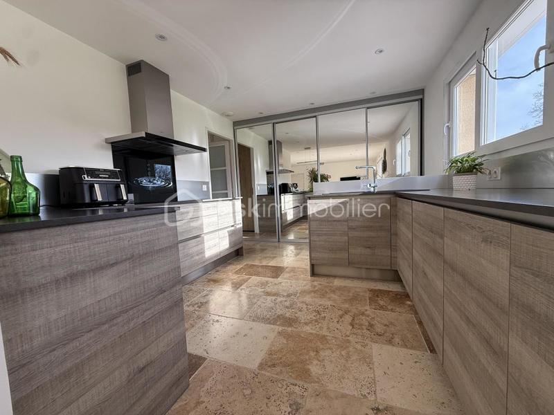 Maison - 161 m² - 6 pièces