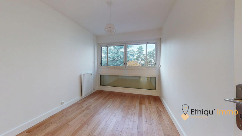 Appartement - 79 m² - 4 pièces