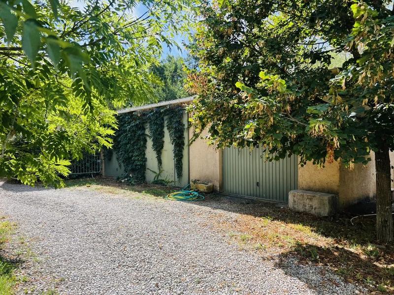 Maison - 280 m² - 5 pièces