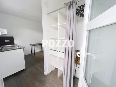 Maison - 342 m² - 18 pièces