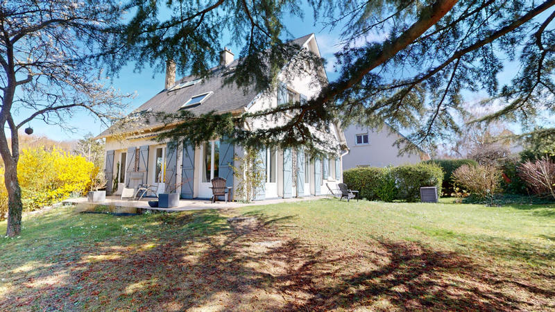 Maison - 173 m² - 8 pièces