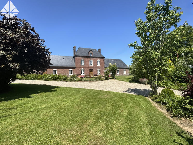 Propriété - 166 m² - 6 pièces