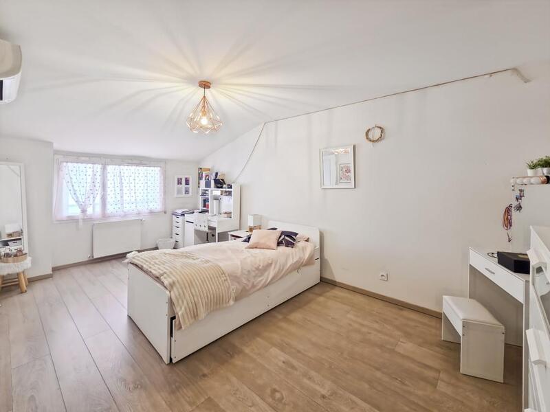 Appartement - 139 m² - 4 pièces