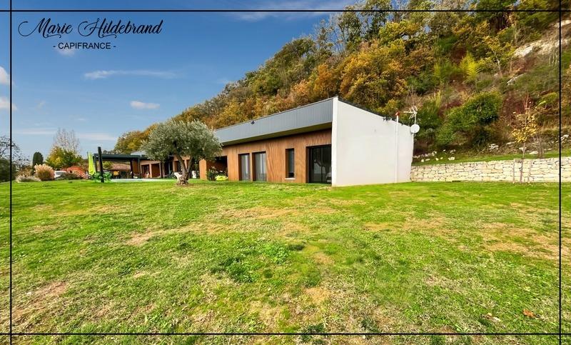 Maison - 165 m² - 4 pièces