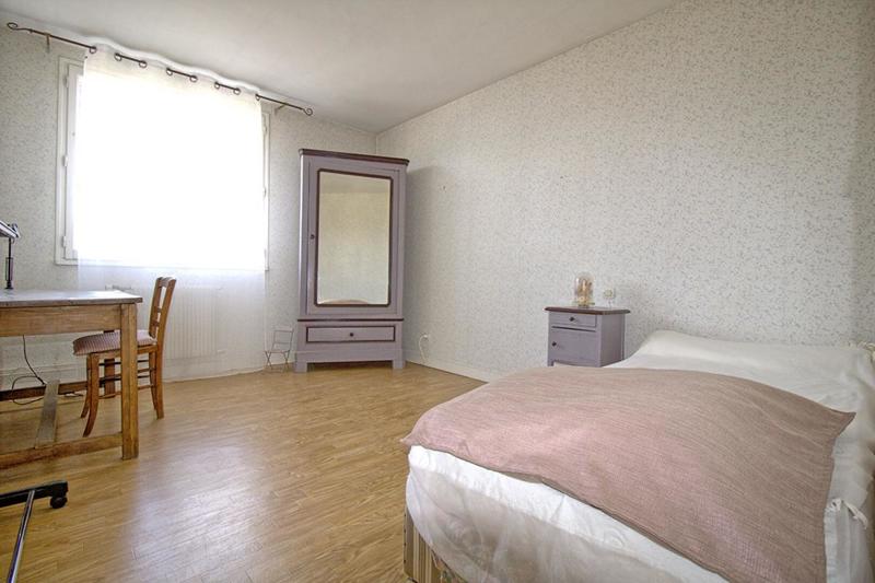 Maison - 176 m² - 8 pièces