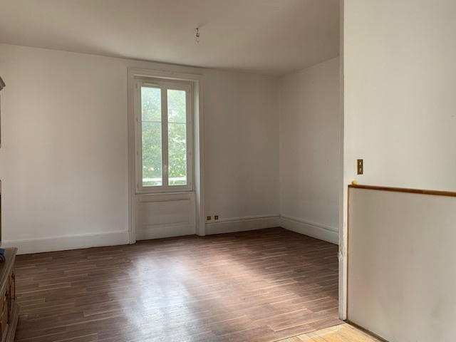 Appartement - 91 m² - 3 pièces